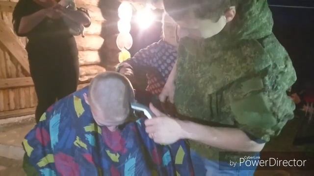 Обычный день. Подготовка к армии. Праводины смотреть онлайн