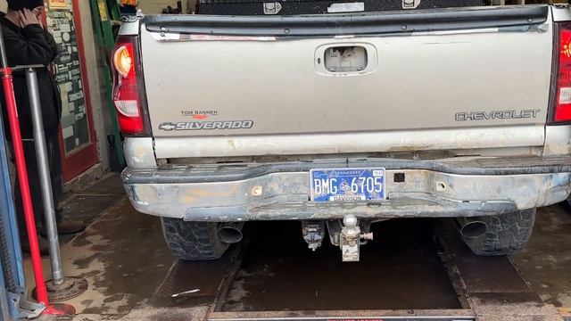 1999 Chevy Silverado V8 w/ FLOWMASTER SUPER 40! смотреть онлайн