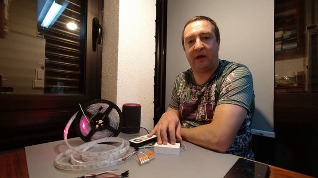 Gledopto GL-C-103P Zigbee - RF Smart addressable Led Strip Driver смотреть онлайн