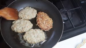 Меню на 2 дня. Суп с гречневой крупой, печеночные котлеты, голубцы из листьев мангольда