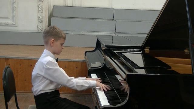 Ф. Шопен. Ноктюрн cis-moll op.post. Исполняет Сергей Хрыкин смотреть онлайн