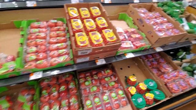 Радостные покупки в Волмарте для здоровья. Всем праздничного настроения ! смотреть онлайн