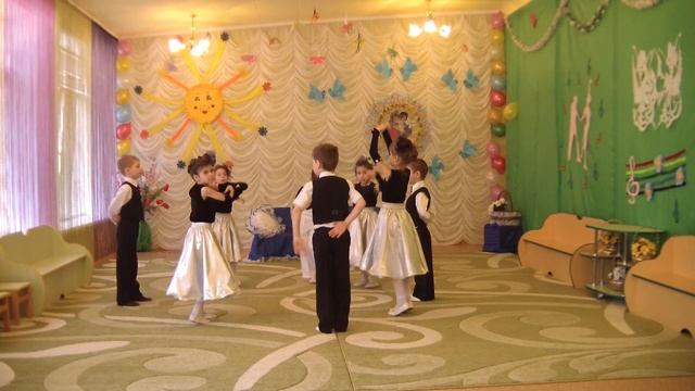 МЕДЛЕННЫЙ ВАЛЬС.КРИВОЙ РОГ Д/С № 175.МУЗРУК АЛЕКСАНКИНА АННА смотреть онлайн