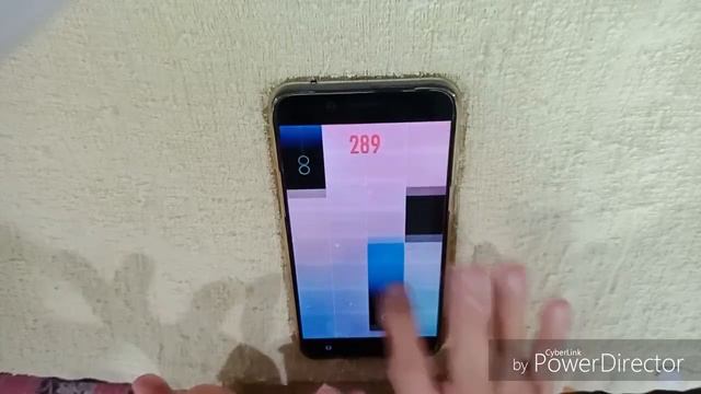 Piano Tiles 2 – Yee смотреть онлайн