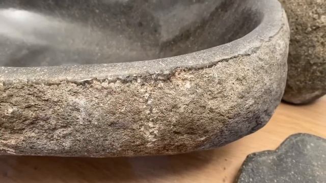 Раковина из речного камня 45*34 см смотреть онлайн