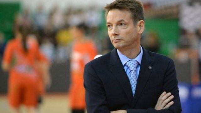 Тренер женской сборной России по баскетболу доволен подготовкой к ЧЕ смотреть онлайн