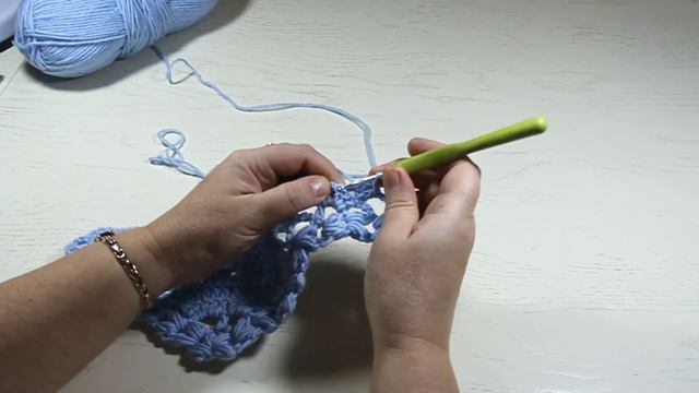 ШАЛЬ "НЕЗАБУДКА". Вязание крючком. FORGET-ME-NOT SHAWL. Crochet. смотреть онлайн