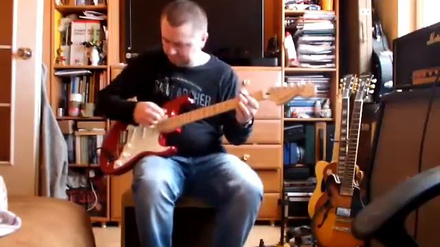 Squier Standard Stratocaster Made in Indonesia 2013 смотреть онлайн