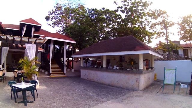 Пляж отеля BelleVue Dominican Bay 3* Доминикана Бока Чика смотреть онлайн