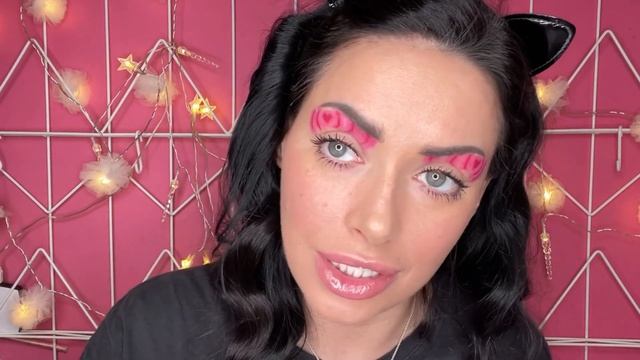 МАКИЯЖ ГЛАЗ С СЕРДЕЧКАМИ | МАКИЯЖ НА 14 ФЕВРАЛЯ смотреть онлайн