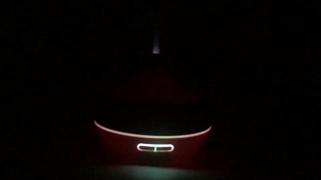 Аромадиффузор, Увлажнитель воздуха настольный с RGB подсветкой и пультом ДУ смотреть онлайн