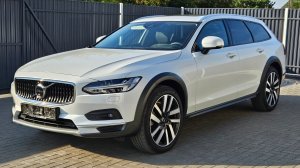 Volvo V90 Cross Country 2021! B4 AWD 2.0 дизель 197 hp! Harman/Kardon, Камеры 360, Webasto, панорама