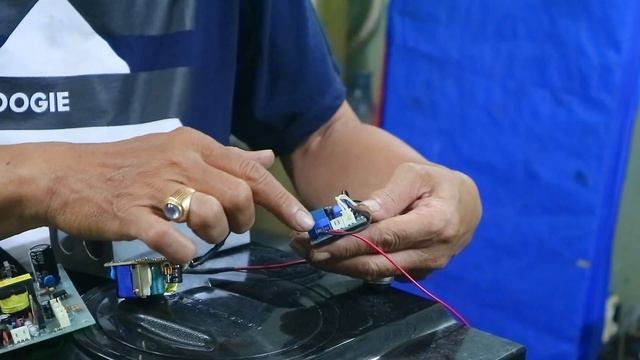 Cara Pasang Modul Universal Dispenser XH-M203 смотреть онлайн