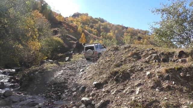 Почти проехали к Гедмишх, Восточный Канжол, сходили в кинотеатр Нарт смотреть онлайн