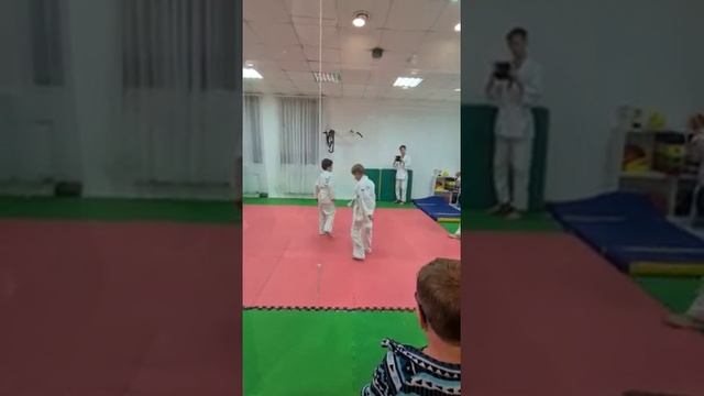 Внук Ваня занял первое место по дзюдо и получил кубок! 29.10.20год.М.О.ВЕЛТОН ПАРК смотреть онлайн