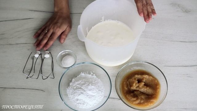 Нежный Шоколадный? ТОРТ Медовик с необычным КРЕМОМ!? // Chocolate honey cake with an unusual CREAM! смотреть онлайн