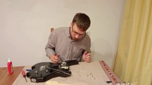 Настройка гитары, купленной за 5000 рублей.
