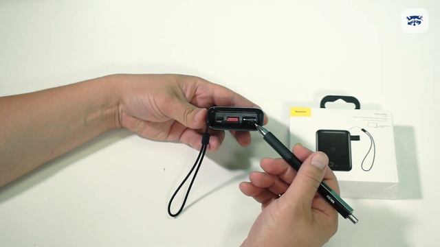 Внешний аккумулятор Baseus Mini S Bracket с беспроводной зарядкой в 10W – будущее уже у нас ! смотреть онлайн