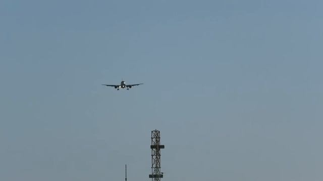 ?Edinburgh Airport live stream - ?International plane spotting Monday 15th May #live #aviation смотреть онлайн