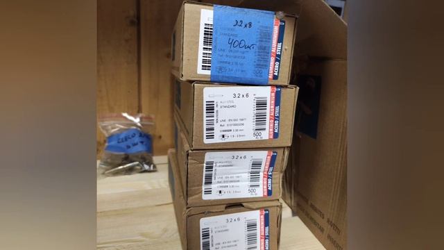 Распаковка деталей для сборки консолей крыльев FlyX-11 смотреть онлайн