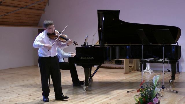 O.Rieding - Koncert D-dur, 1.věta, hraje Šimon Langer смотреть онлайн