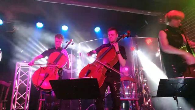 RockCellos Show Must Go On (Queen) смотреть онлайн