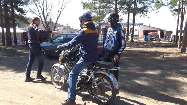 Продали мопэд _Дельту_ ,кина больше не будет! смотреть онлайн