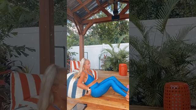 LIVE 45 MIN BANDED BOOTY WORKOUT смотреть онлайн
