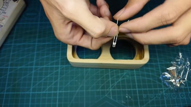 DIY. Bluetooth Speaker and LED lights смотреть онлайн