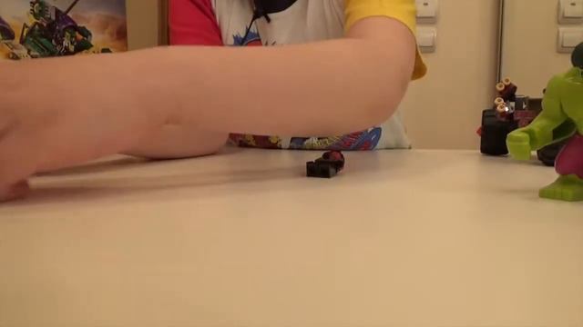 Lego Super Heroes Халк против Красного Халка 76078 смотреть онлайн
