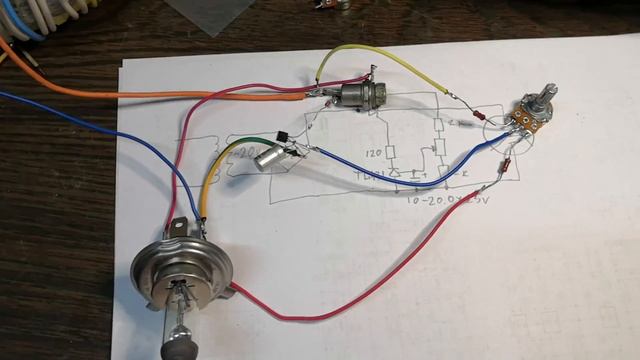 Простейшее зарядное устройство смотреть онлайн