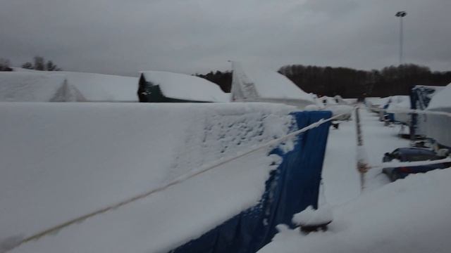 Яхта за косарь. Зима. [S1E11] смотреть онлайн