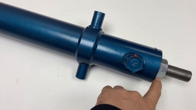 Гидроцилиндр Рулевой погрузчик "Львов" 4085-3429010-10 (ф63.28.290) смотреть онлайн