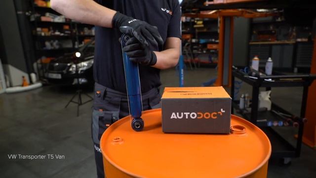How to change rear shock absorber on VW T5 TRANSPORTER Van [TUTORIAL AUTODOC] смотреть онлайн