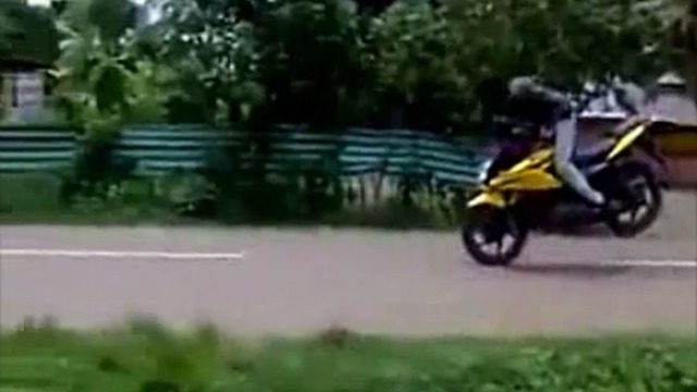 Подстава мотоциклиста смотреть онлайн