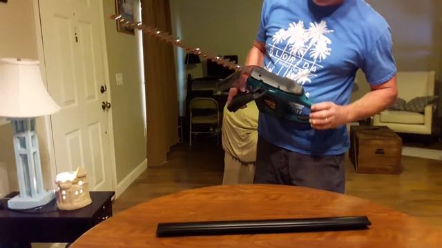 Makita XHU02 22" cordless hedge trimmer unboxing смотреть онлайн