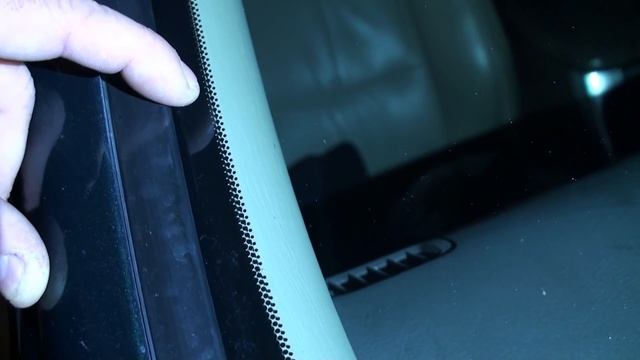 Для чего нужны ЧЕРНЫЕ ТОЧКИ на стеклах автомобиля смотреть онлайн