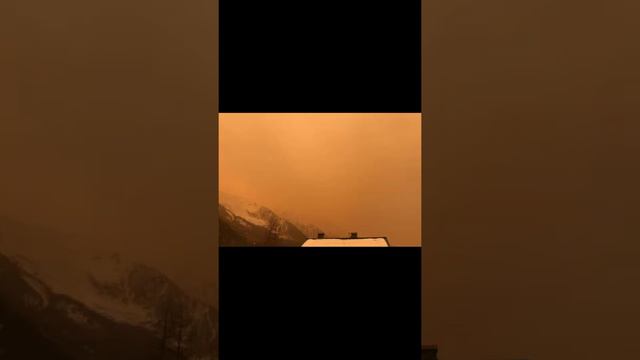 Как будто конец света Небо над Европой окрасилось в оранжевый