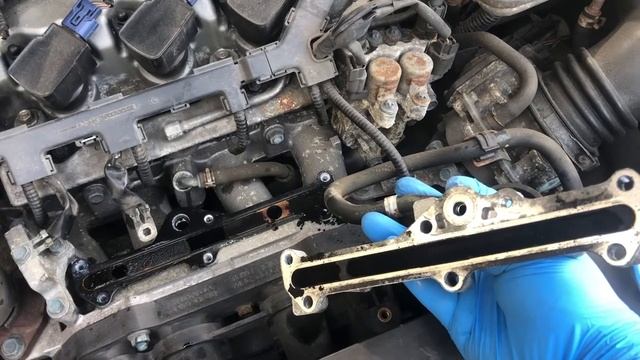 Honda Civic Hybrid 2006-2011 EGR Chamber Cleaning.