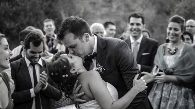 Музыка в быту. От этой песни где-то в сердце становитс... смотреть онлайн