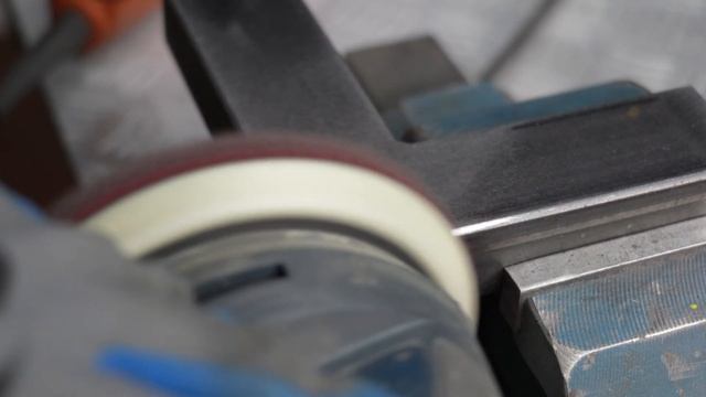 Идеальная зачистка сварочного шва. Решение для производства мебели. смотреть онлайн