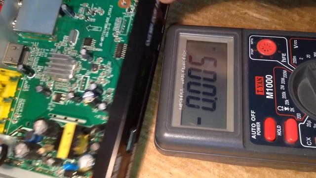 Ремонт двух ТВ приставок DColor DC1002HD ~ Не включаются смотреть онлайн