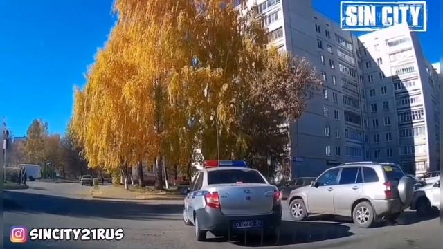 В Новочебоксарске днем поймали пьяного водителя смотреть онлайн