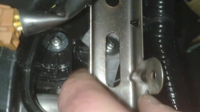 Nissan Micra K13 (2010-2016) - Niska temperatura powietrza z nawiewów (słabe lub brak ogrzewania) смотреть онлайн