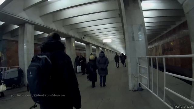 Метро Царицыно, вход на станцию // 23.11.2016 смотреть онлайн