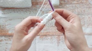 Плотный ремешок для сумки, связанный крючком