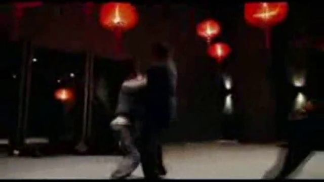 Tony jaa y Lateef Crowder смотреть онлайн