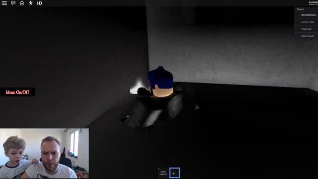 GGTV - Гудвин Лев и Папа спасаются от сиреноголового SCP в ROBLOX SCP - Siren Head смотреть онлайн