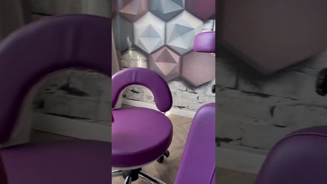 Комфорт педикюрное кресло и Орион стул педикюрный для мастера смотреть онлайн