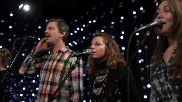 José González & The String Theory - Heartbeats (Live on KEXP)